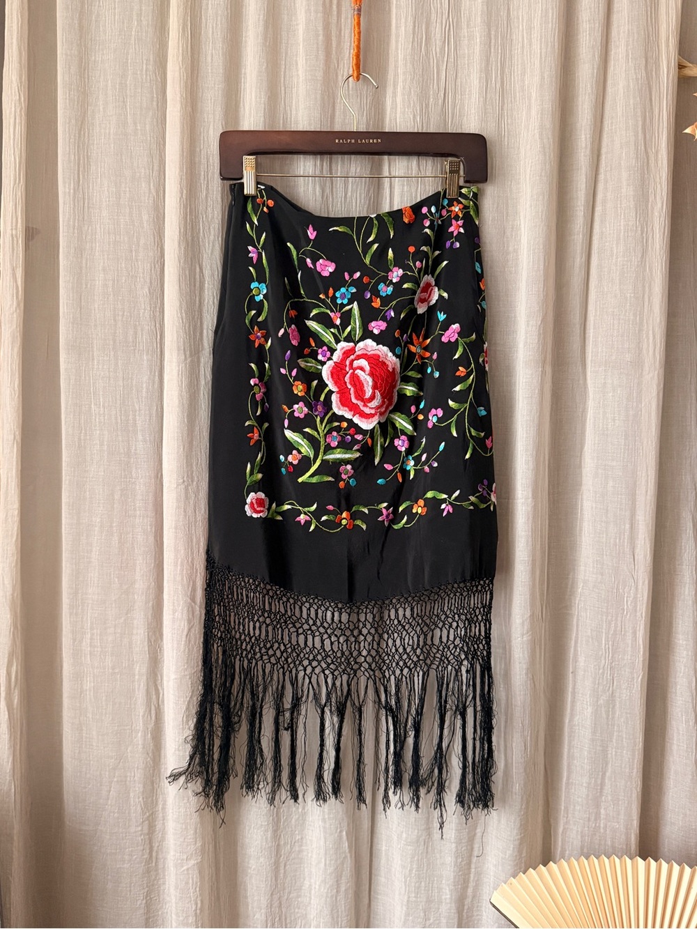 Vintage Y2K Corey Lynn Calter embroidered floral pencil skirt with fringe detail